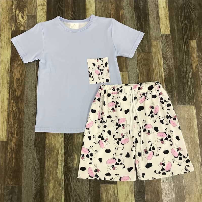 Cows Pocket Tee Outfit