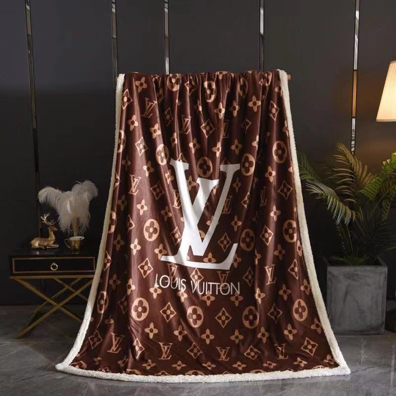 L.V. Super Plush Blanket - Mocha